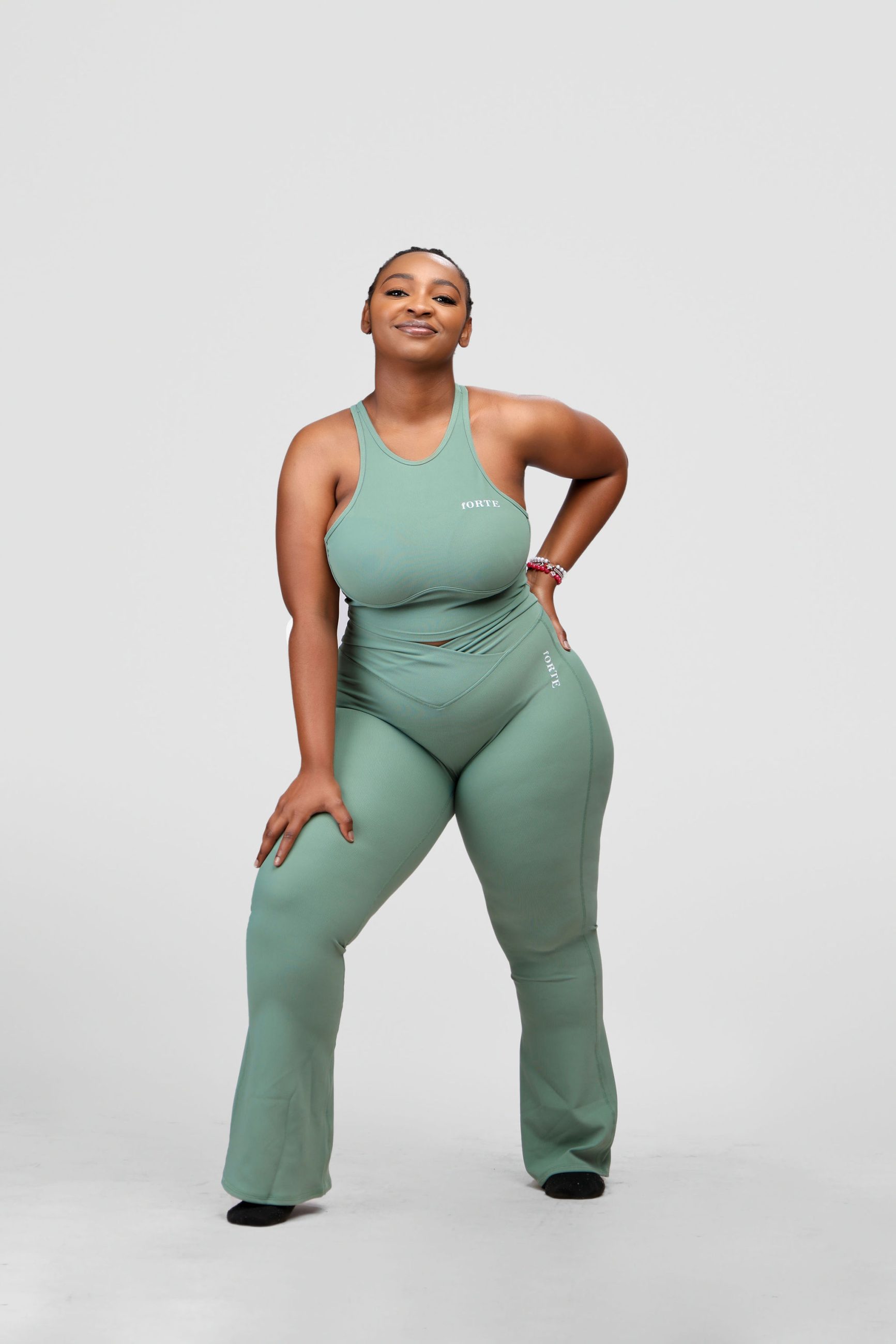 Forte CurveFlex Racerback Sports Bra & Flare Leggings Set - Image 2